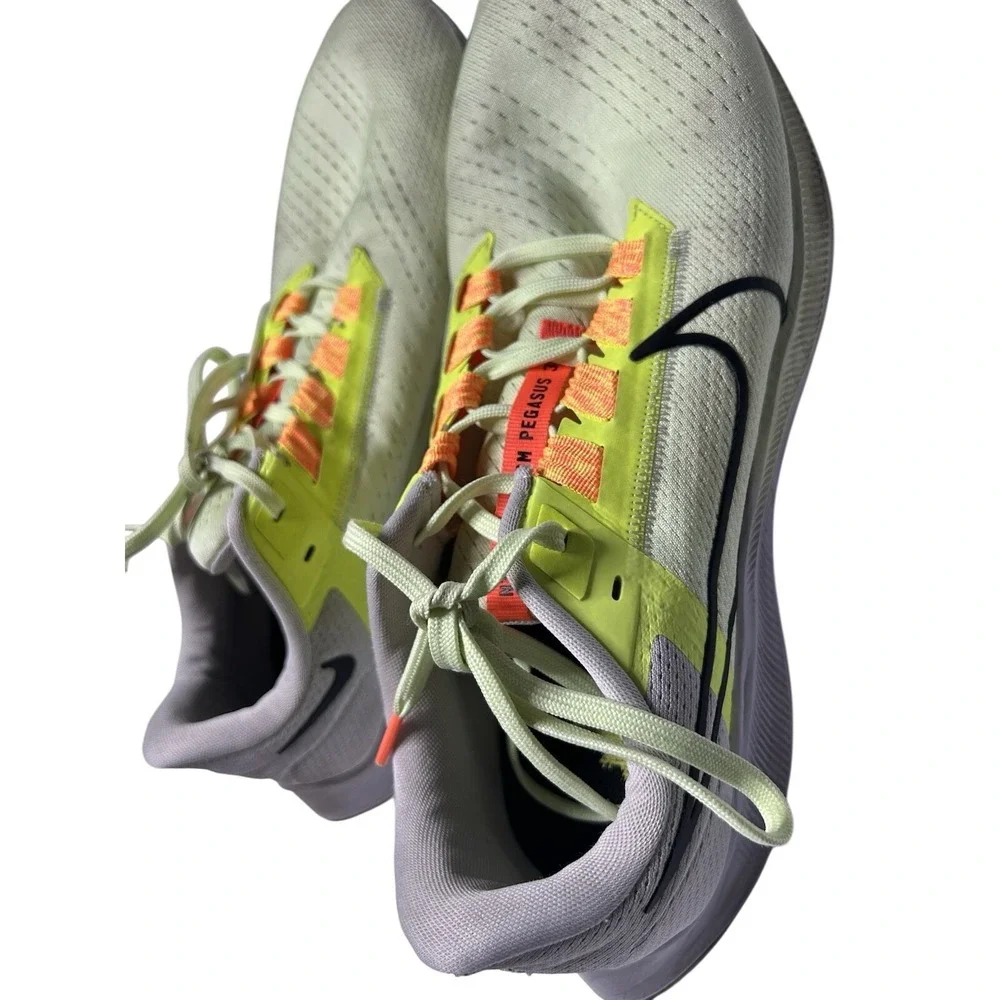 Nike Air Zoom Pegasus 38 Men Size 13 Neon‎ Yellow Green Running Shoes